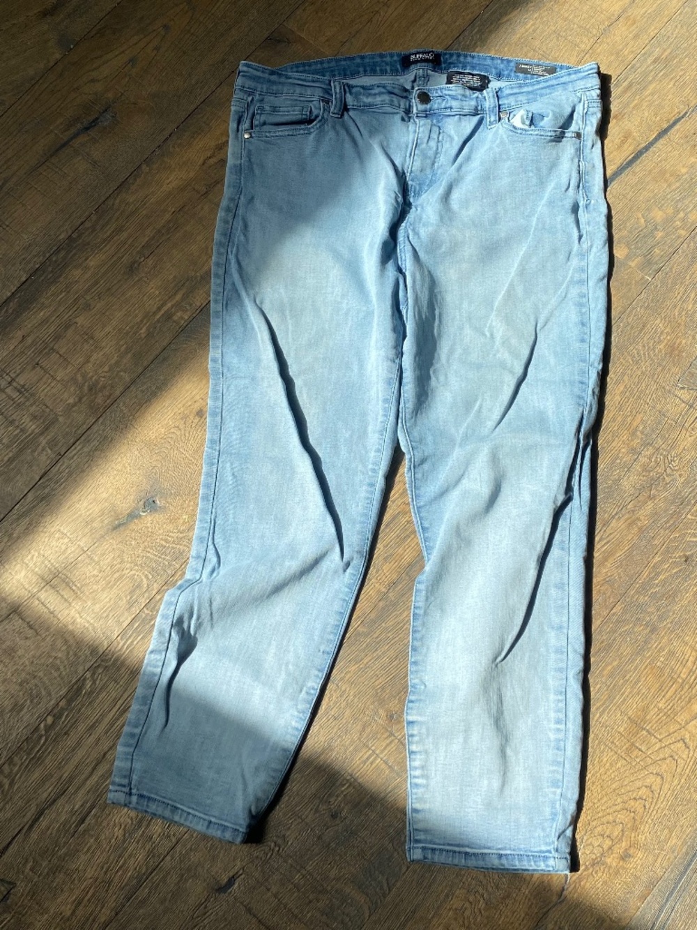 Buffalo David Bitton Aubrey Mid-Rise Ankle Grazer Jeans - Size 14